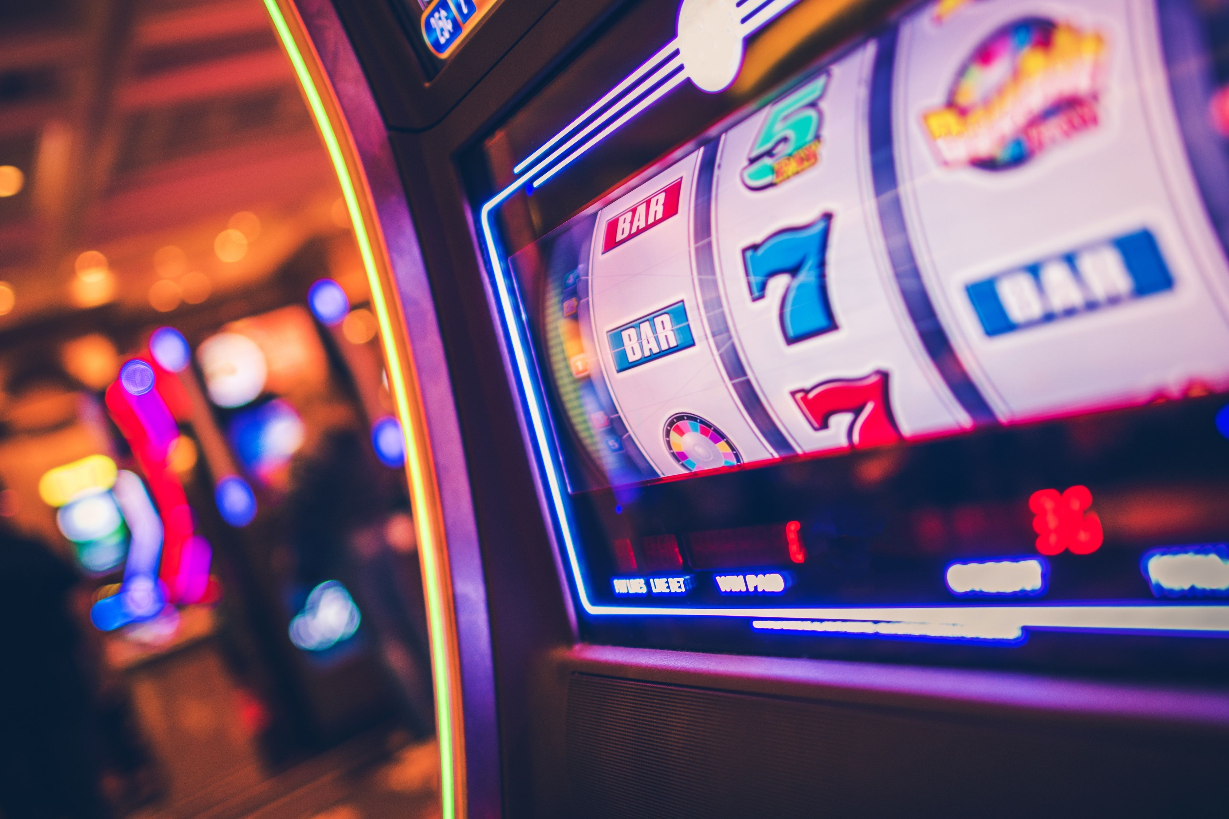 rokokbet situs mobile app interface showing live blackjack table on Android phone