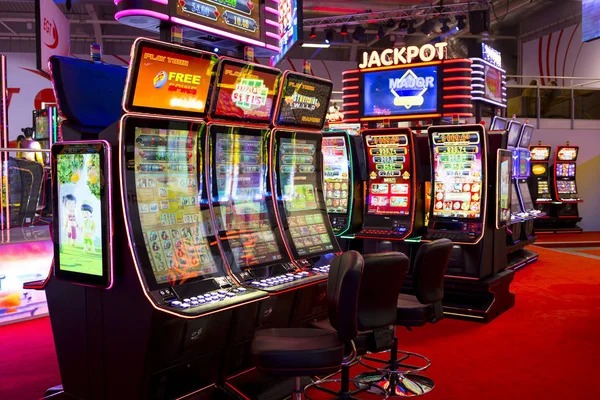 Baccarat card hand totals and drawing rules displayed on rokokbet situs interface